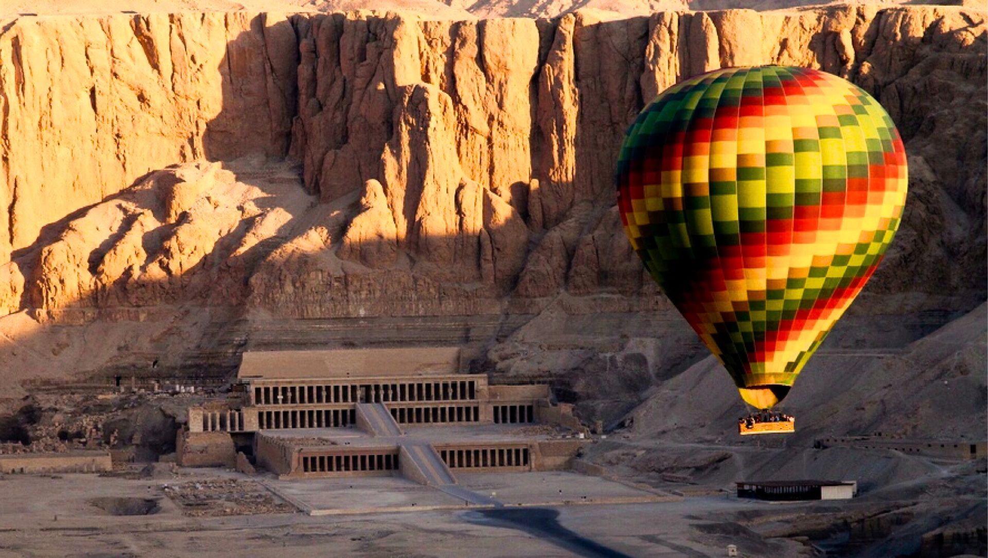 valley-of-the-kings-egypt-airballon